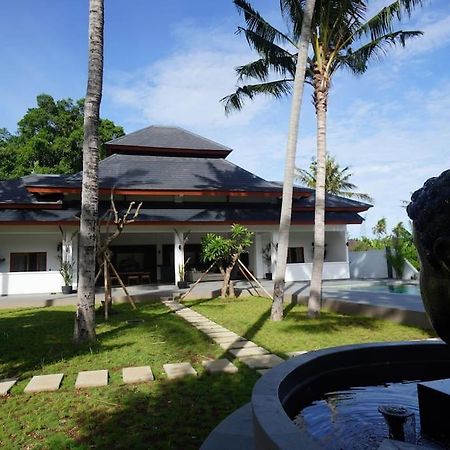 Villa Vespa Lovina Экстерьер фото