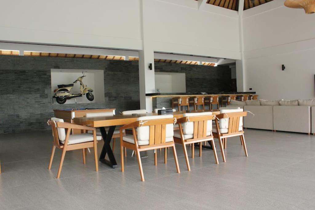 Villa Vespa Lovina Экстерьер фото