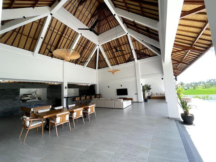 Villa Vespa Lovina Экстерьер фото