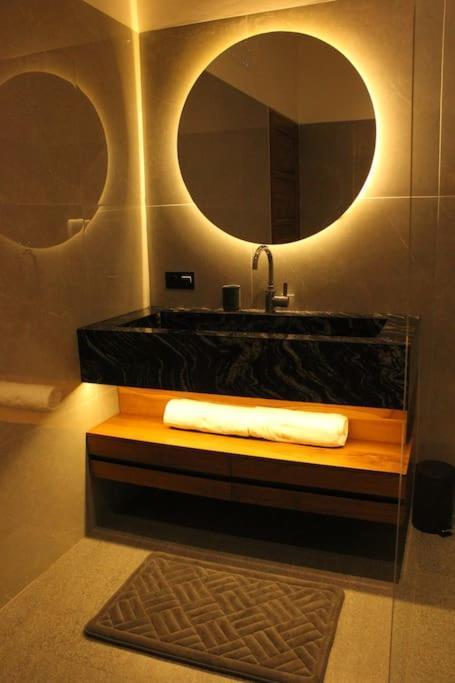 Villa Vespa Lovina Экстерьер фото