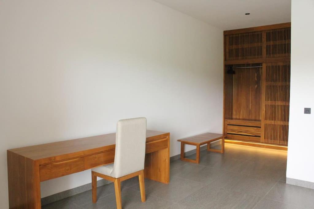 Villa Vespa Lovina Экстерьер фото