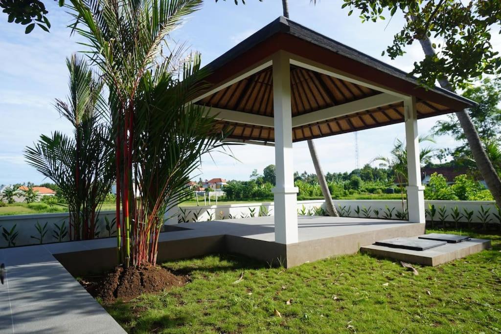 Villa Vespa Lovina Экстерьер фото