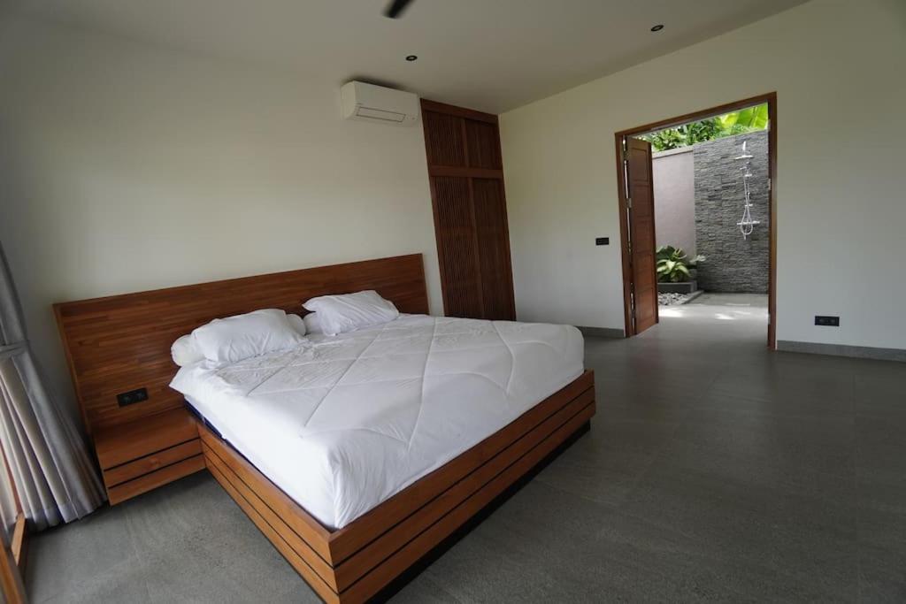 Villa Vespa Lovina Экстерьер фото
